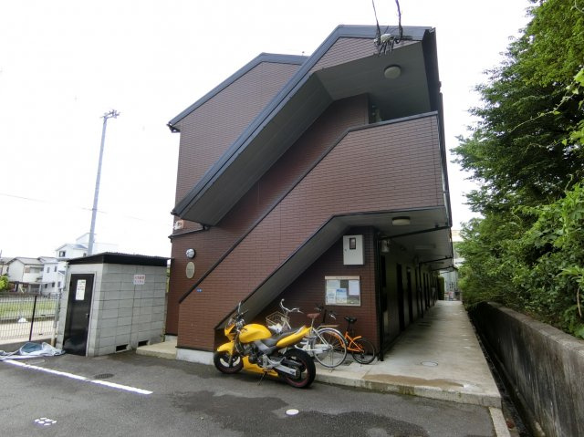 アンプルール茨木の周辺