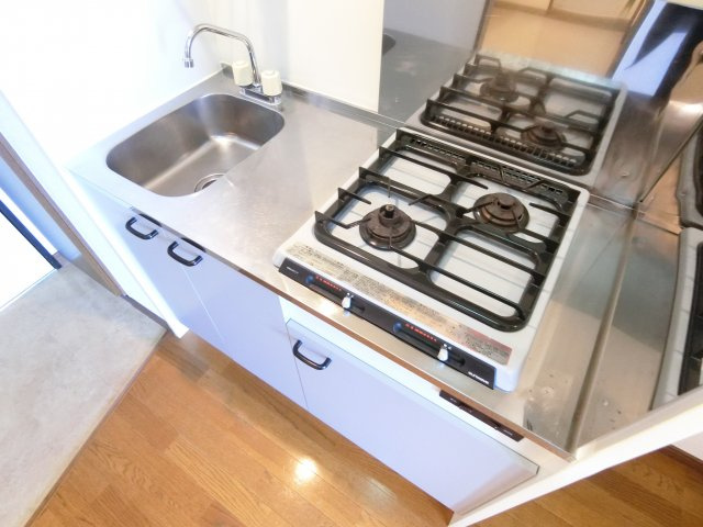 アンプルール茨木のキッチン