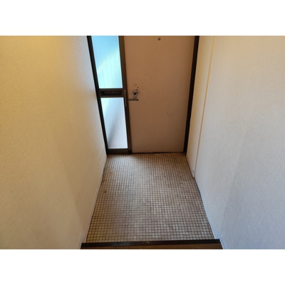 【玄関】 | ツルオカハイツ