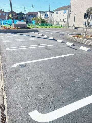 メゾンＹ＆ＴⅡの駐車場