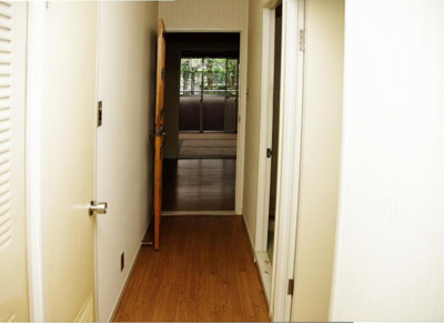 【エントランス】 | ライオンズマンション五反野第三 | 入口から中廊下