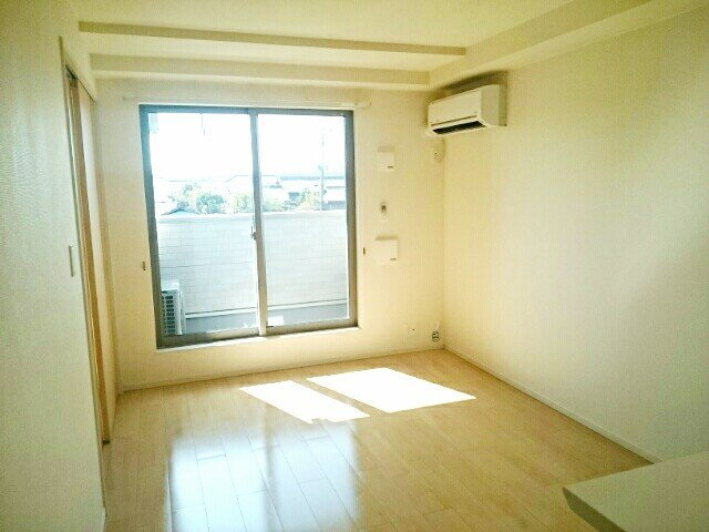 エクセランⅥの居間・リビング