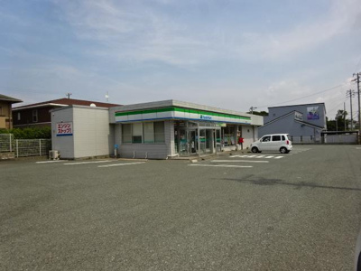 【周辺】 | グリーンティー泉 | ファミリーマート田原片西店まで317ｍ