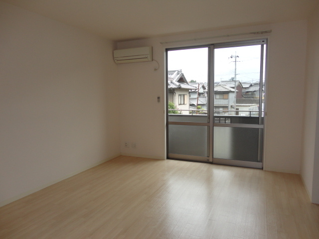 Ｌｅａｆ　Ｃｏｕｒｔ　Ｐｌａｚａ2の居間・リビング