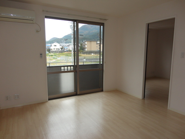 Ｌｅａｆ　Ｃｏｕｒｔ　Ｐｌａｚａ2の居間・リビング