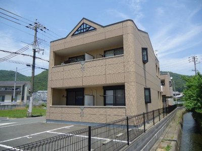 【外観】 | フルハウスＡ棟 | 外観写真（昼）