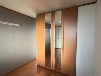 【収納】 | フィールドヴィレッジ | クローゼットには姿見付き