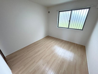 【寝室】 | リュクス | 洋室