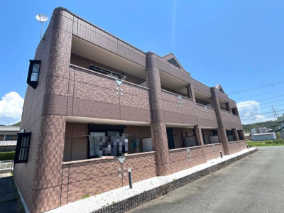 【外観】 | ルーエン・ハイム | 外観写真（昼）