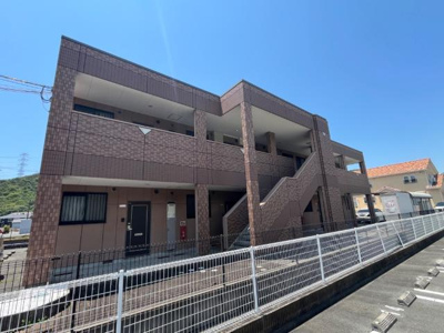 【外観】 | ルーエン・ハイム | 外観写真（昼）