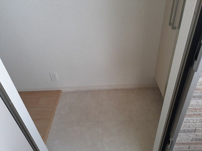 【玄関】 | フリーデハクロ