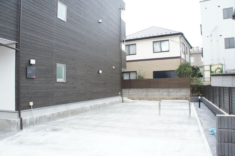 リブリ・テラ海神の駐車場