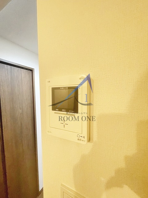 インベスト自由が丘のセキュリティ|モニター付きインターホンです。