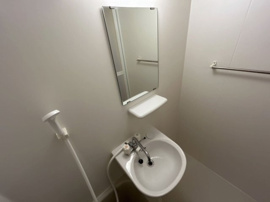 明るい色調の室内です