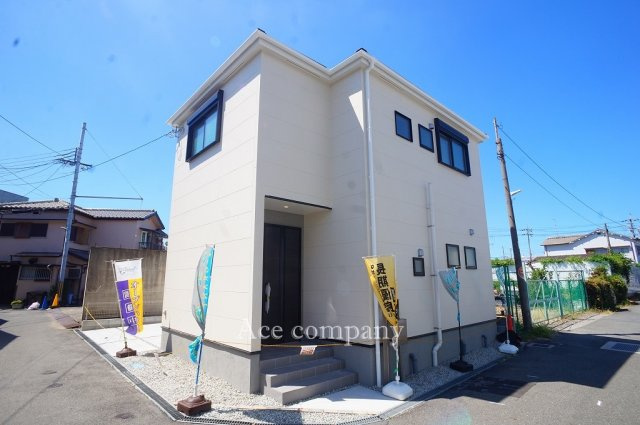【外観】 | 八尾市太田新町5丁目 | 玄関人感センサー照明付きです☆