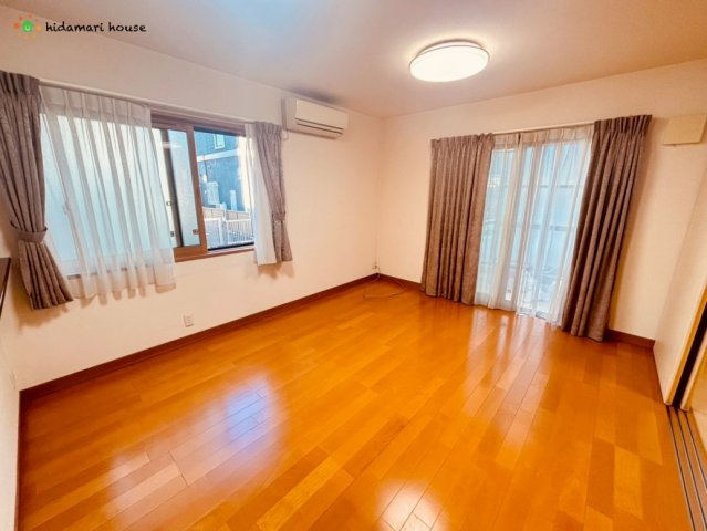 上尾市畔吉　中古戸建の居間・リビング