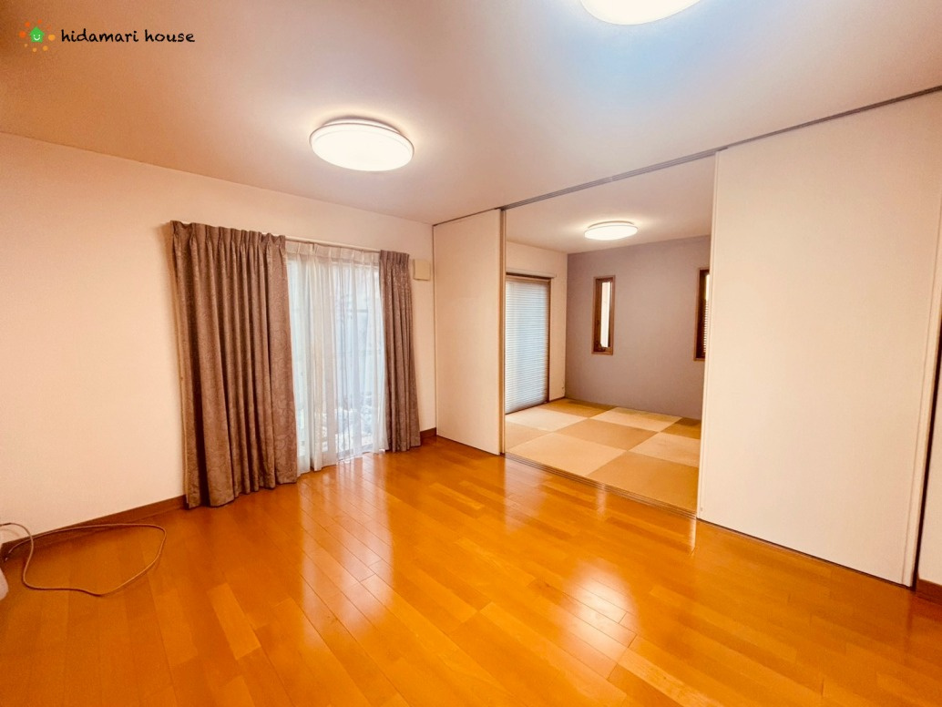 上尾市畔吉　中古戸建の居間・リビング