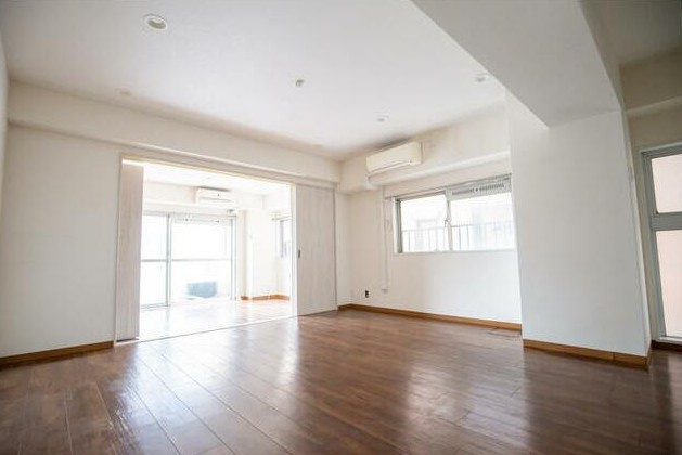 【居間・リビング】