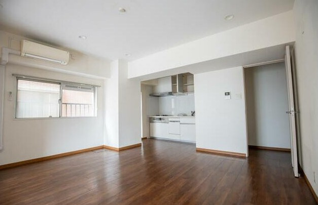 【居間・リビング】