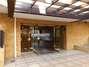 エントランス　２０２５年４月撮影