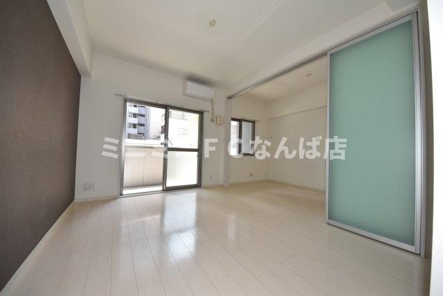 ルセル上町台の居間・リビング