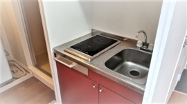 コンパクトなキッチンで掃除もラクラク