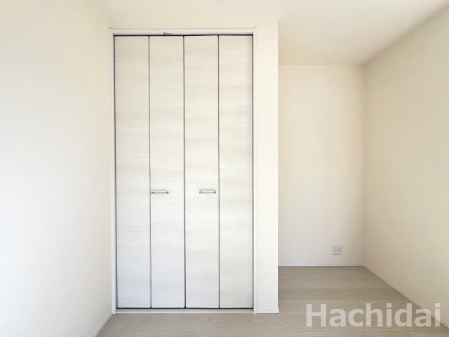 高浜市呉竹町第3　新築一戸建　＜4号棟＞の収納|4.6帖洋室クローゼット