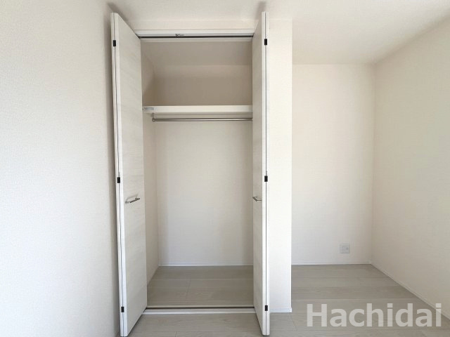 高浜市呉竹町第3　新築一戸建　＜4号棟＞の収納|4.6帖洋室クローゼット