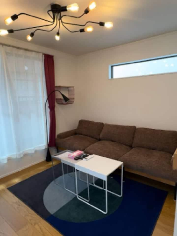 豊島区上池袋1丁目　中古戸建の洋室|現地写真

現地ご見学希望・資料請求などお気軽にお問い合わせ下さい！
03-5990-5201