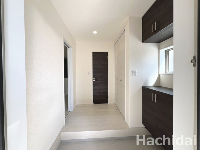 高浜市呉竹町第3　新築一戸建　＜3号棟＞の前面道路含む現地写真