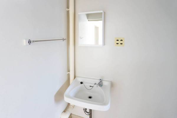 ビレッジハウス上和白2号棟の洗面所|ビレッジハウスの同一物件・同一タイプの間取りの写真です