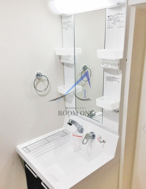 b’CASA Prazer Odaiの洗面所|洗面台です。