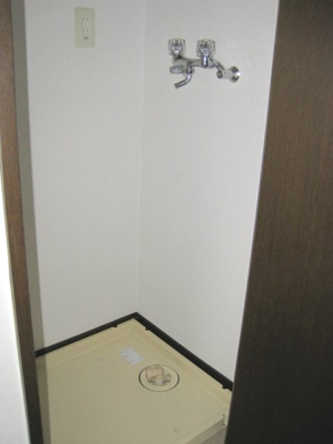 【その他】 | カーサロブレ | 扉付き洗濯パン