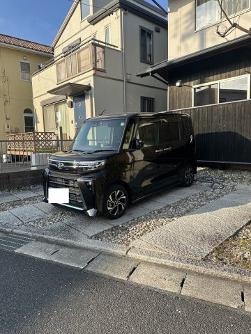 平川本町一丁目13番44貸家の駐車場
