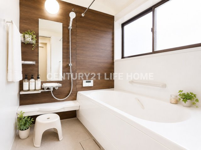 【浴室】 | 東急田園都市線「田奈」中古戸建 | お風呂で日々の疲れを落としましょう