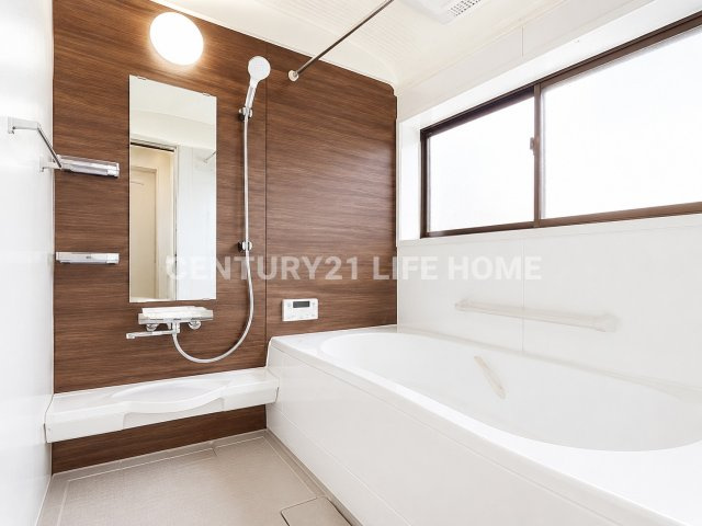 【浴室】 | 東急田園都市線「田奈」中古戸建 | ゆったり過ごせるお風呂です