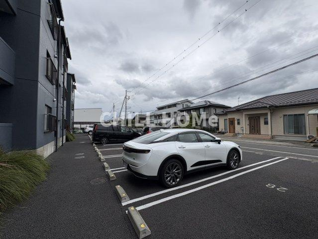 ファランドール井野の駐車場|他社様掲載物件もまとめてご紹介、ご案内可能です(^^)/