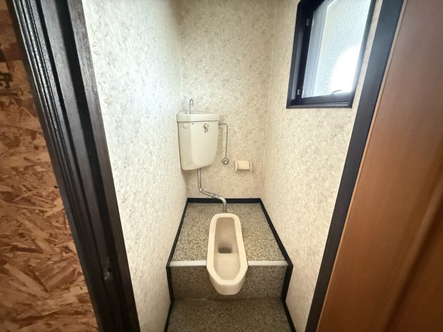 高崎市日高町のトイレ