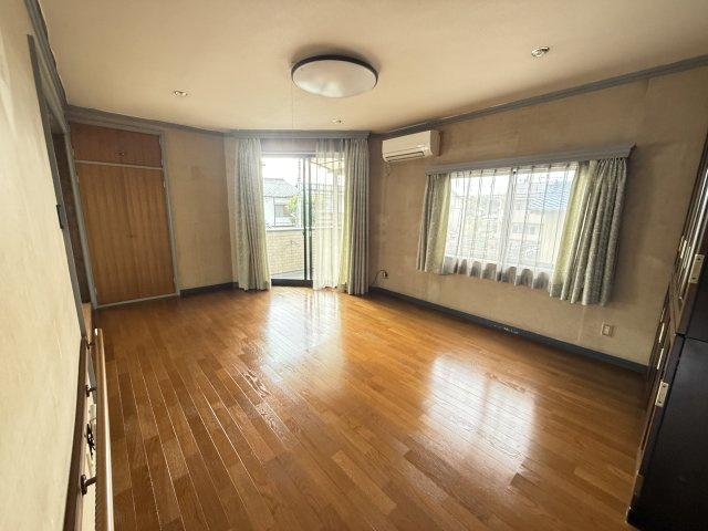 高崎市日高町の居間・リビング|2F　リビング