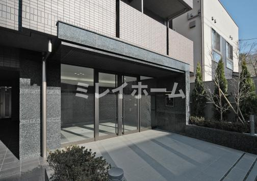 ルーブル池上伍番館のエントランス