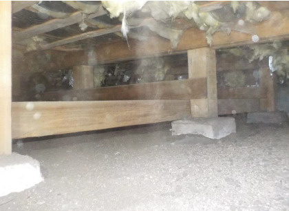 八戸市大字新井田字石動木平のその他|中古住宅の3大リスクである、雨漏り、主要構造部分の欠陥や腐食、給排水管の漏水や故障を２年間保証します。その前提で床下まで確認の上で、シロアリの被害調査と防除工事もおこないます。