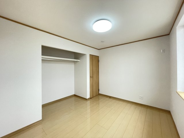 八戸市大字新井田字石動木平の内観：施工例|【同仕様写真】キッチンにはダウンライトを設置予定です。