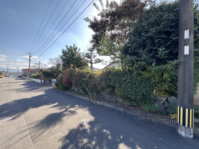 【前面道路含む現地写真】 | 南鷹尾町 950万円