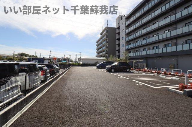 Grand Vertの駐車場|駐車スペースもあります
