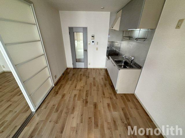 アーバンビレッジC棟の居間・リビング