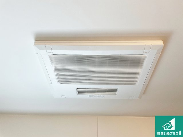 1(土)2(日)現地案内可能！　北葛城郡広陵町大野　の冷暖房・空調設備|四季を通して快適なバスライフをお手伝いする浴室暖房乾燥機！浴室の乾燥・暖房・涼風・換気はもちろん、２４時間換気にも対応！