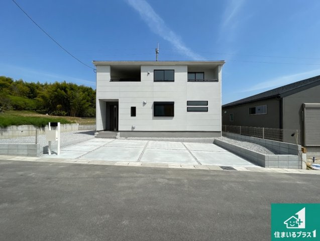 1(土)2(日)現地案内可能！　北葛城郡広陵町大野　の外観|安心の10年保証！外観を美しく保ち、雨水で汚れを落とします！気になることがありましたら、お気軽にお問い合わせください！