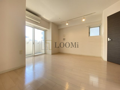 【居間・リビング】 | エステムコート難波EASTレオルガ | エステムコート難波EASTレオルガ　リビング・ダイニングスペース