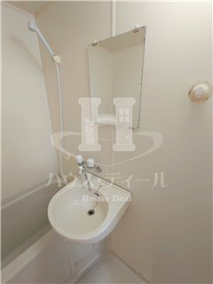 【洗面所】 | 山根ハイツ | 忙しい朝には欠かせない洗面所です