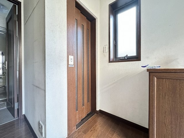 【その他】 | 新座市野火止8丁目　中古一戸建住宅　(志木本店) | 快適な移動をサポートする、エレベーター完備。